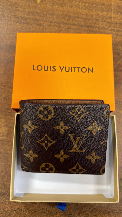 Louis Vuitton Monogram Canvas Bifold Wallet — Brown